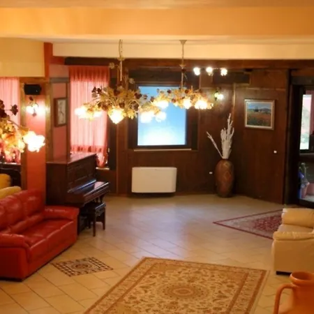 Il Brigante 호텔 코트로네이